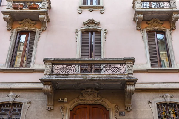 Milan Talya Şubat 2020 Tarihi Bir Binadaki Tipik Mimari Detaylar — Stok fotoğraf