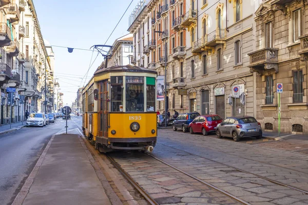 Milan Italie Février 2020 Tramway Vintage Dans Une Rue Ville — Photo