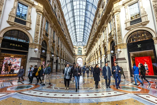 Milán Italia Febrero 2020 Histórico Centro Comercial Galleria Vittorio Emanuele — Foto de Stock