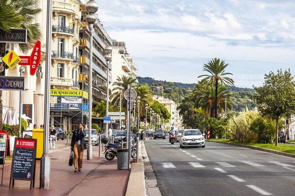 Nizza Frankreich Oktober 2019 Stadtansichten Schönes Architektonisches Ensemble Und Palmen — Stockfoto