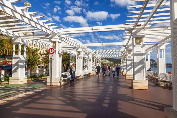 2019 அழக நகரக Promenade Des Anglais கடற நடந றனர — ஸ்டாக் புகைப்படம்