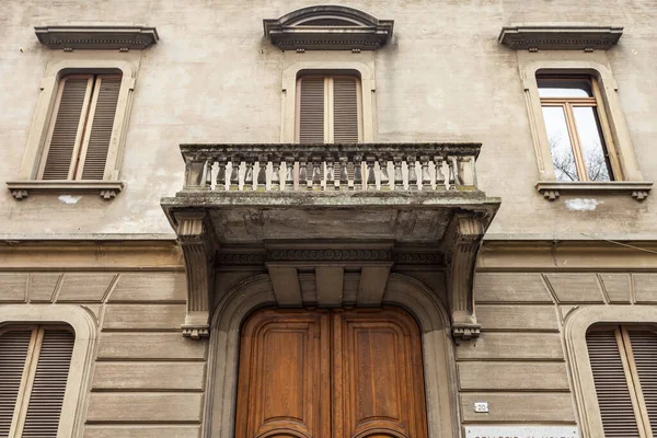 Lecco Italien Februari 2020 Typiska Arkitektoniska Detaljer För Byggnad Ett — Stockfoto