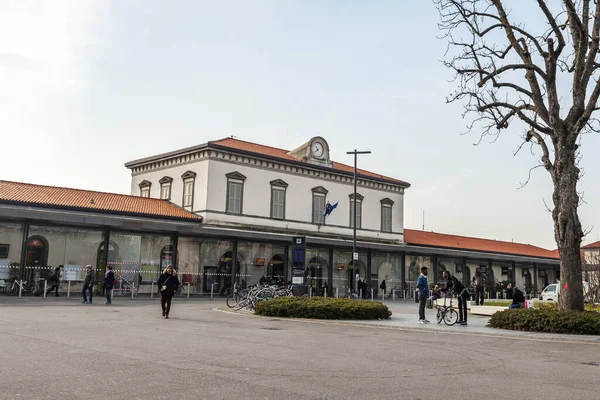 Bergamo Febbraio 2020 Stazione Ferroviaria Edificio Piazza Della Stazione — Foto Stock
