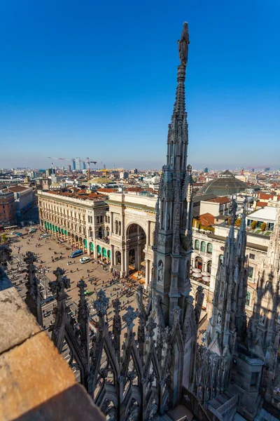 Milan Italy February 2020 도시의 매력중 하나는 대성당 이탈리아어 Duomo — 스톡 사진