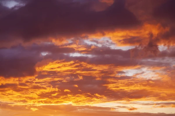 Ljus Solnedgång Himmel Som Bakgrund — Stockfoto