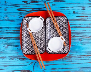 Japon mutfağı için tabaklar