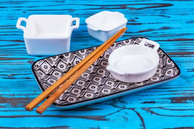 Japon mutfağı için tabaklar, düz yatak