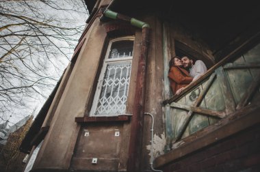 Romantik Çift sarılma