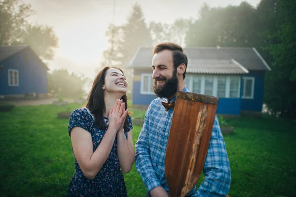 Coppia romantica innamorata ridendo — Foto Stock