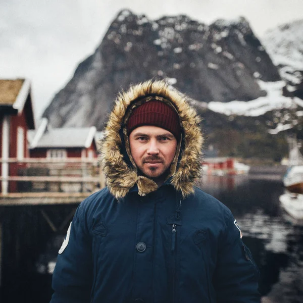 Lofoten Islands Norway April 2018 Traveler Man Warm Coat Reine — Stock Photo, Image