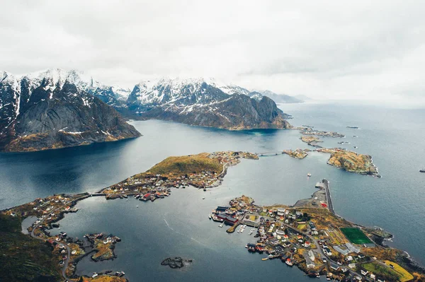 Ilhas Lofoten Noruega Abril 2018 Vista Aérea Aldeia Insular Fiorde — Fotografia de Stock