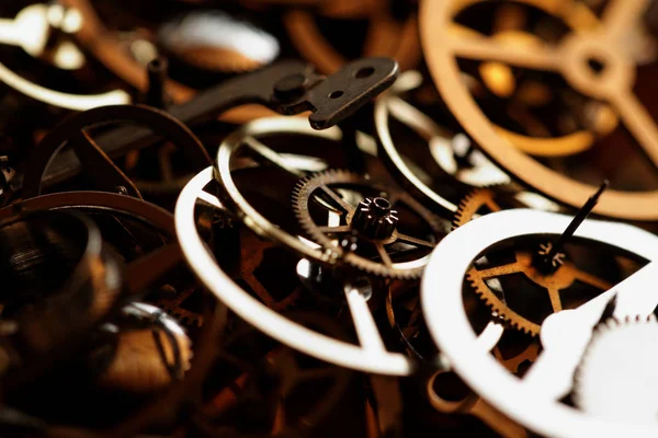 Detalle de piezas de reloj para restauración — Foto de Stock