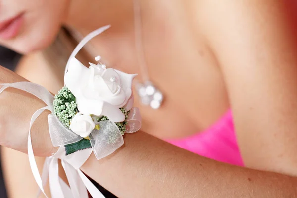 Flower bracelet on a girl hand — Stock Photo, Image