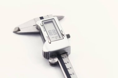 Metal dijital kumpas