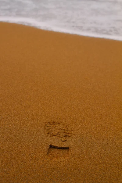 Summer sandy beach with footprint — Stock Photo, Image
