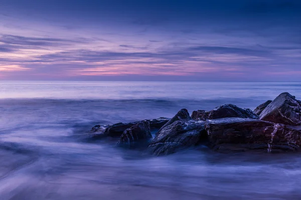 Pôr do sol sobre o mar — Fotografia de Stock