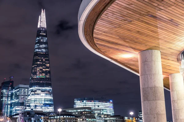 Odłamek budynku na panoramę Londynu — Zdjęcie stockowe