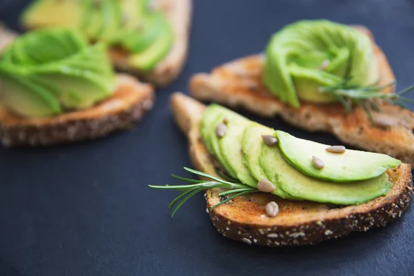 Sağlıklı avokado Kahvaltı