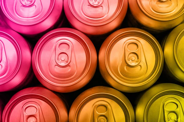 Bebidas gaseosas latas arriba — Foto de Stock