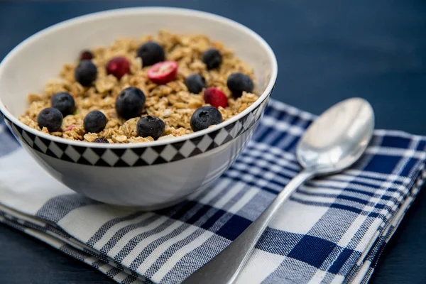 Snídaně müsli s borůvkami — Stock fotografie