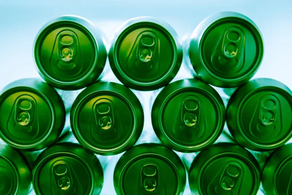 Bebidas Metálicas Energía Verde Fría Latas Nevera Por Noche —  Fotos de Stock