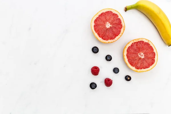 Fruits and  berries background — Stock Photo, Image