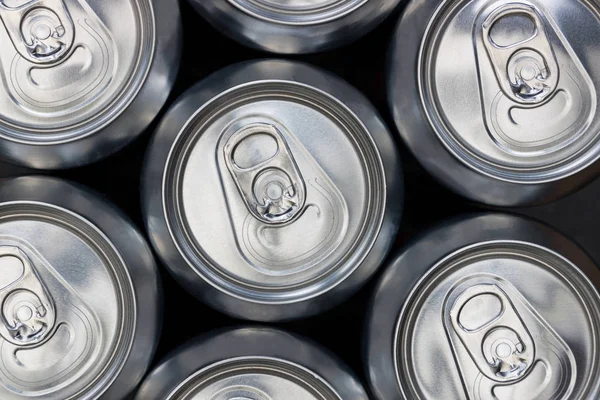 Zilver soda metaal dieet energie dranken blikjes bovenaanzicht achtergrond — Stockfoto