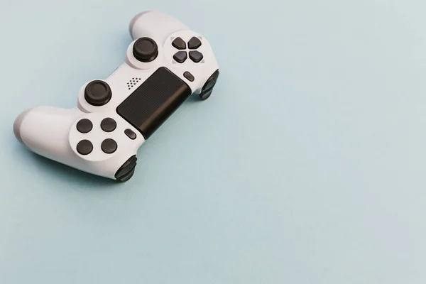 Kontroler Playstation Gry Wideo Minimalna Biel Niebieskim Tle — Zdjęcie stockowe