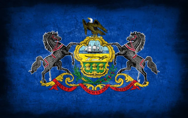 Bandera de Pennsylvania, USA con textura de metal grunge —  Fotos de Stock
