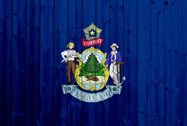 Bandeira do Maine, EUA com textura de madeira — Fotografia de Stock