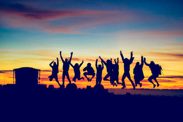 Групповые прыжки
