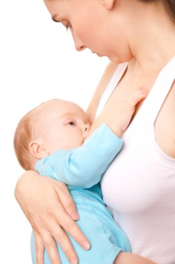 Mutlu anne brestfeeding resmini onun bebek