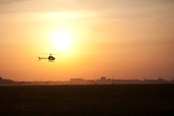 Φωτογραφία του ένα rc copter — Φωτογραφία Αρχείου