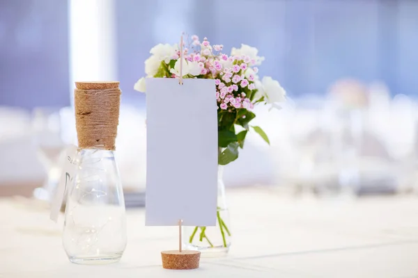 Centerpiece at a wedding table — Stock Photo, Image