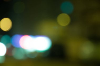 Bir bokeh oluşturan odaksız şehir manzarası