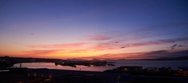 Vigo Limanı üzerinde gün batımı (Galiçya, İspanya)