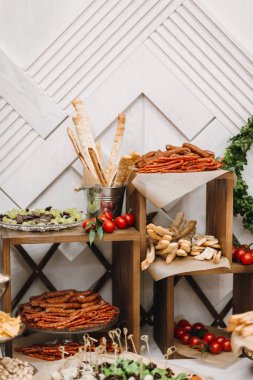 Et aperatifler. Ziyafet tablo