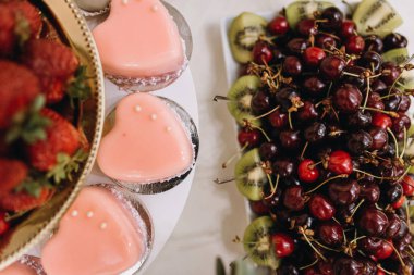 Düğün resepsiyonu çikolata