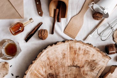 mutfak gereçleri ile yaratıcı kompozisyon