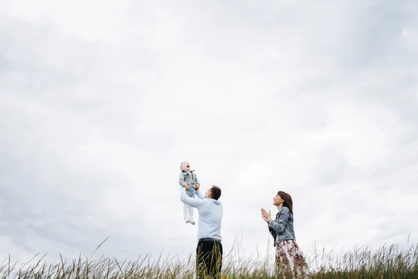 Bottom View Family Playing Having Fun Meadow Cloudy Sky Background — Stock Photo, Image