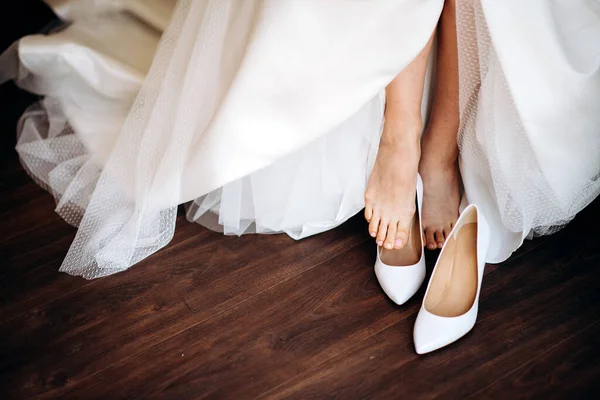 Bride Morning Elegant Shoes Lovely Dress — Stock Photo, Image