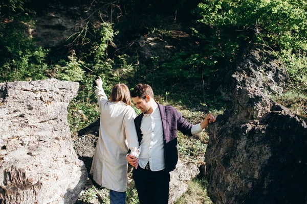 Young Couple Man Woman Walking Caverns — Stock Photo, Image