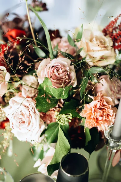 Hochzeitstisch Dekoration Luxus Stil Mintfarben Mit Blumen — Stockfoto