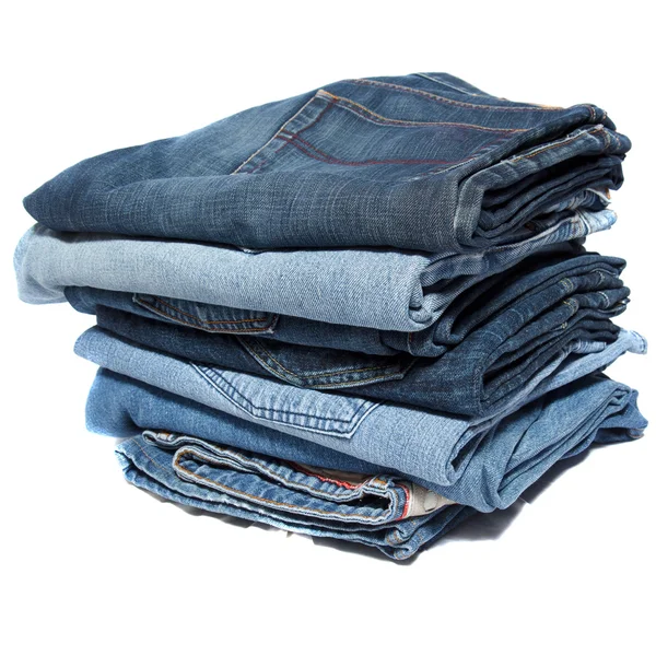 Gestapelte gefaltete Jeans — Stockfoto