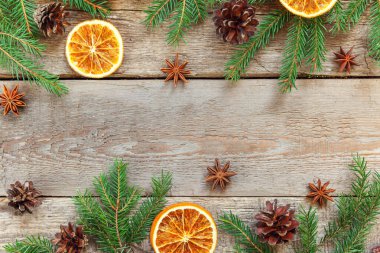 Eski köhne ahşap arka planda yeni yıl kompozisyonu