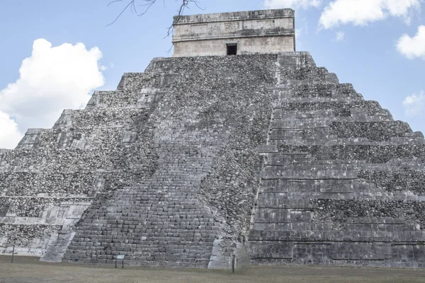 Maya πυραμίδα, Chichen-Itza, Μεξικό — Φωτογραφία Αρχείου