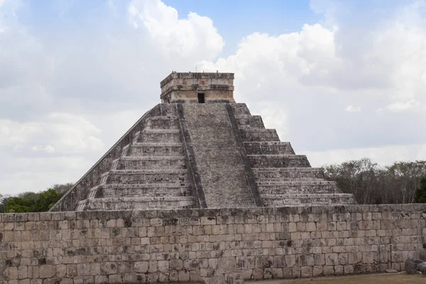 Maya πυραμίδα, Chichen-Itza, Μεξικό — Φωτογραφία Αρχείου