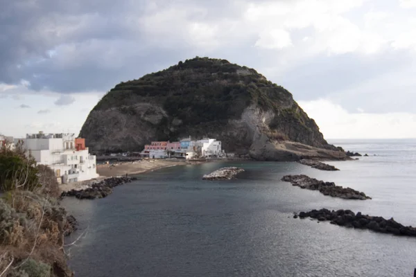 イスキア島の小さな村サンタンジェロ イタリアのカンパニア — ストック写真