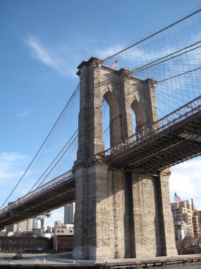New York 'taki Brooklyn Köprüsü