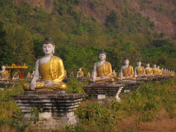 Statues Bouddha Multipliées Myanmar — Photo